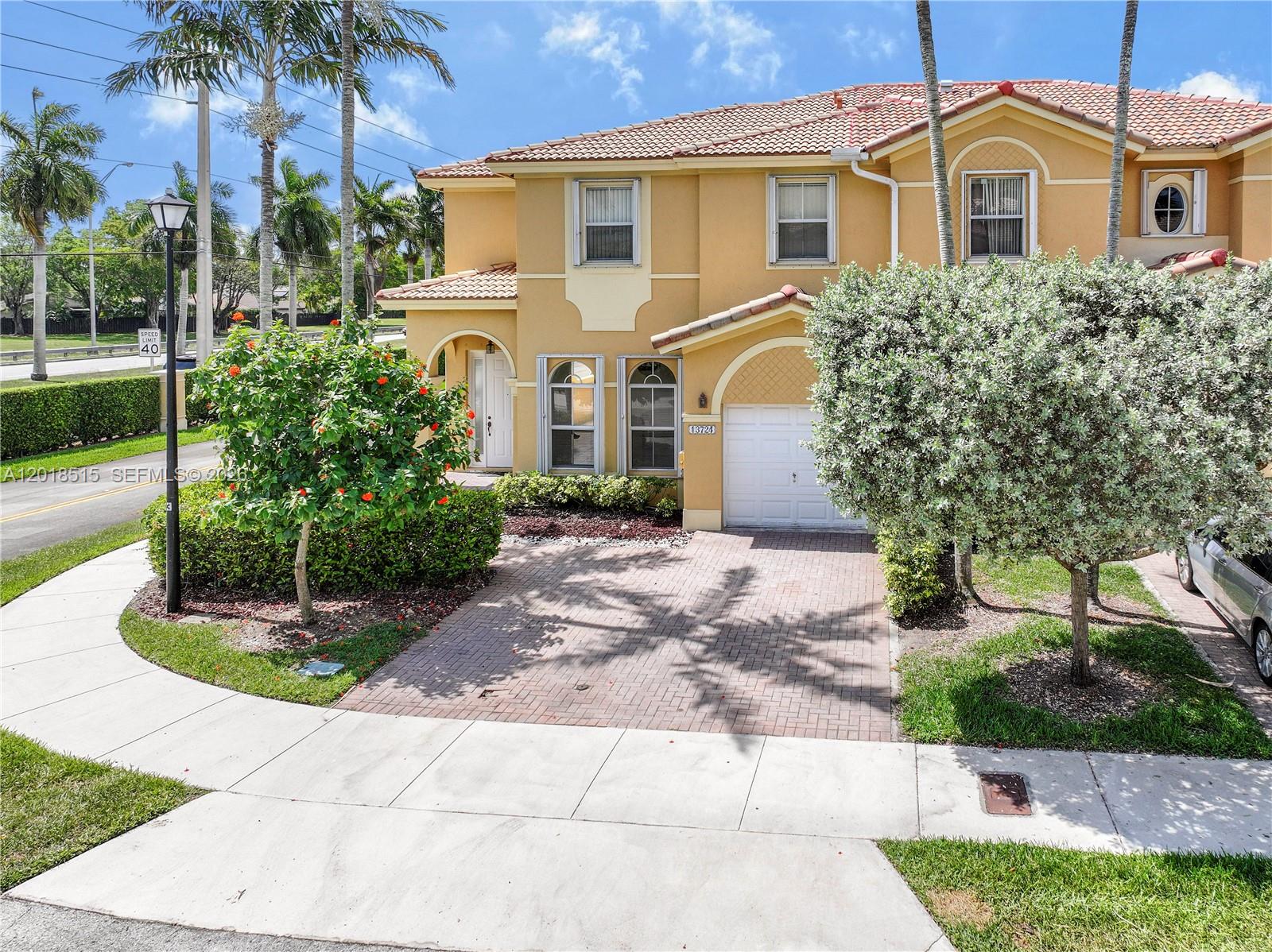 CENTURY BREEZE - Residential