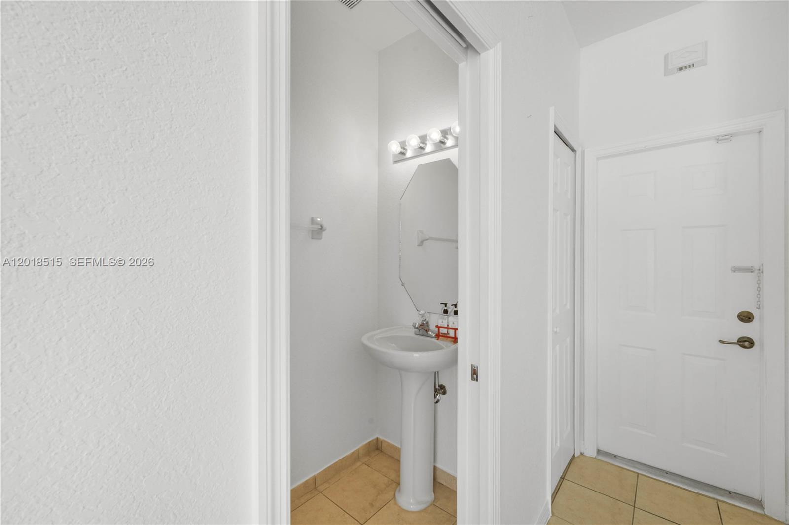 CENTURY BREEZE - Residential