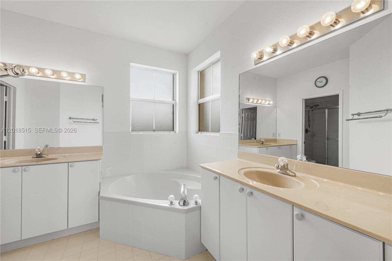 CENTURY BREEZE - Residential