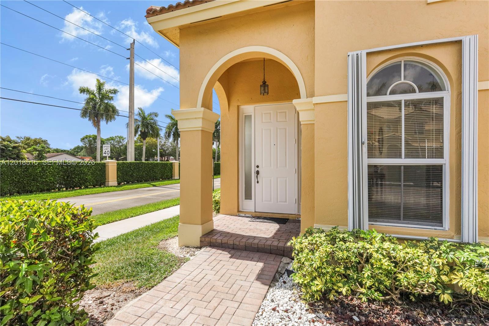 CENTURY BREEZE - Residential