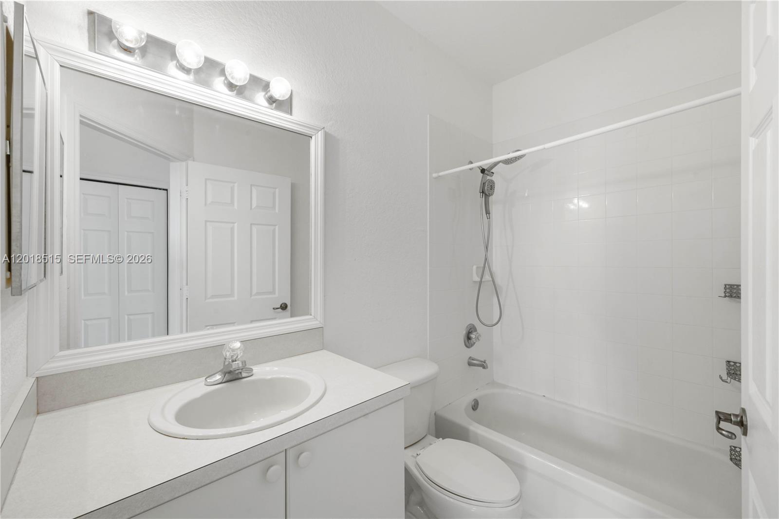 CENTURY BREEZE - Residential