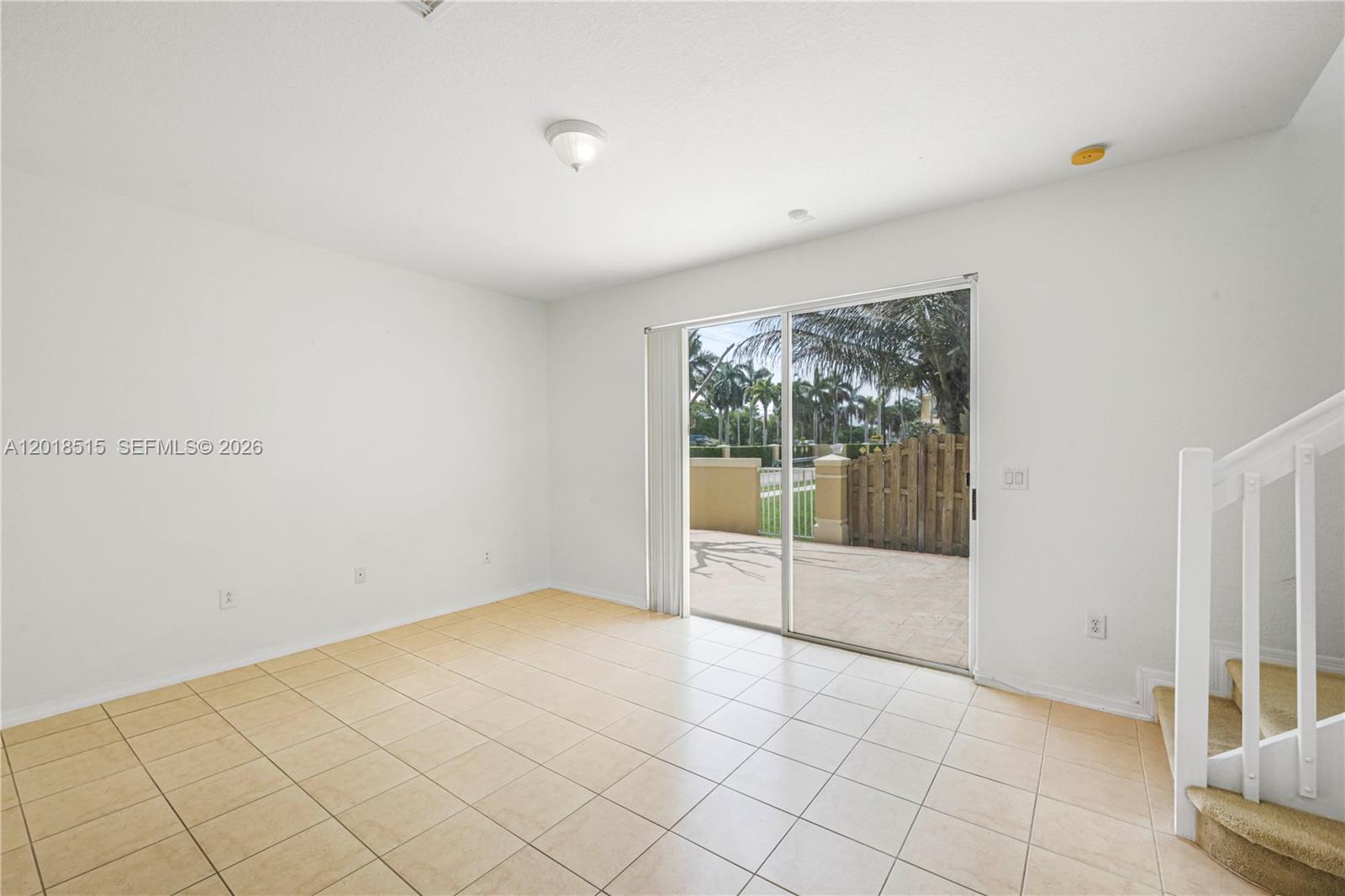 CENTURY BREEZE - Residential