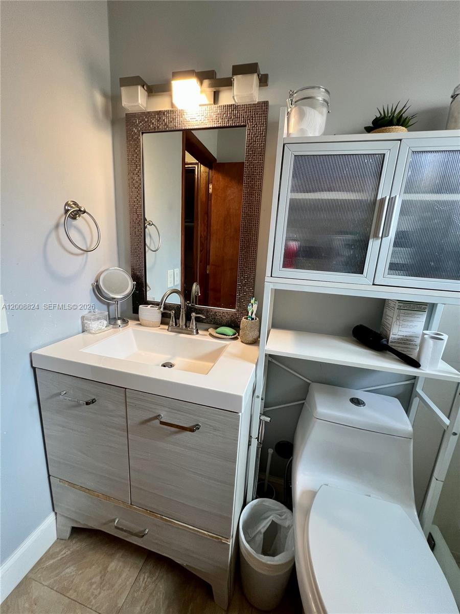 LOS PASEOS - Residential