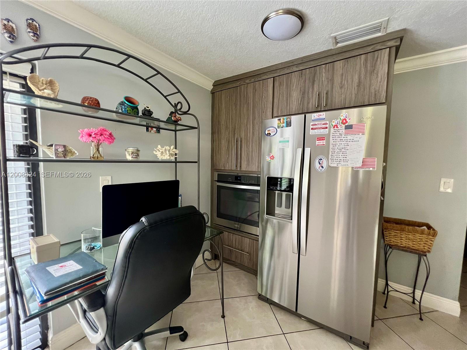 LOS PASEOS - Residential