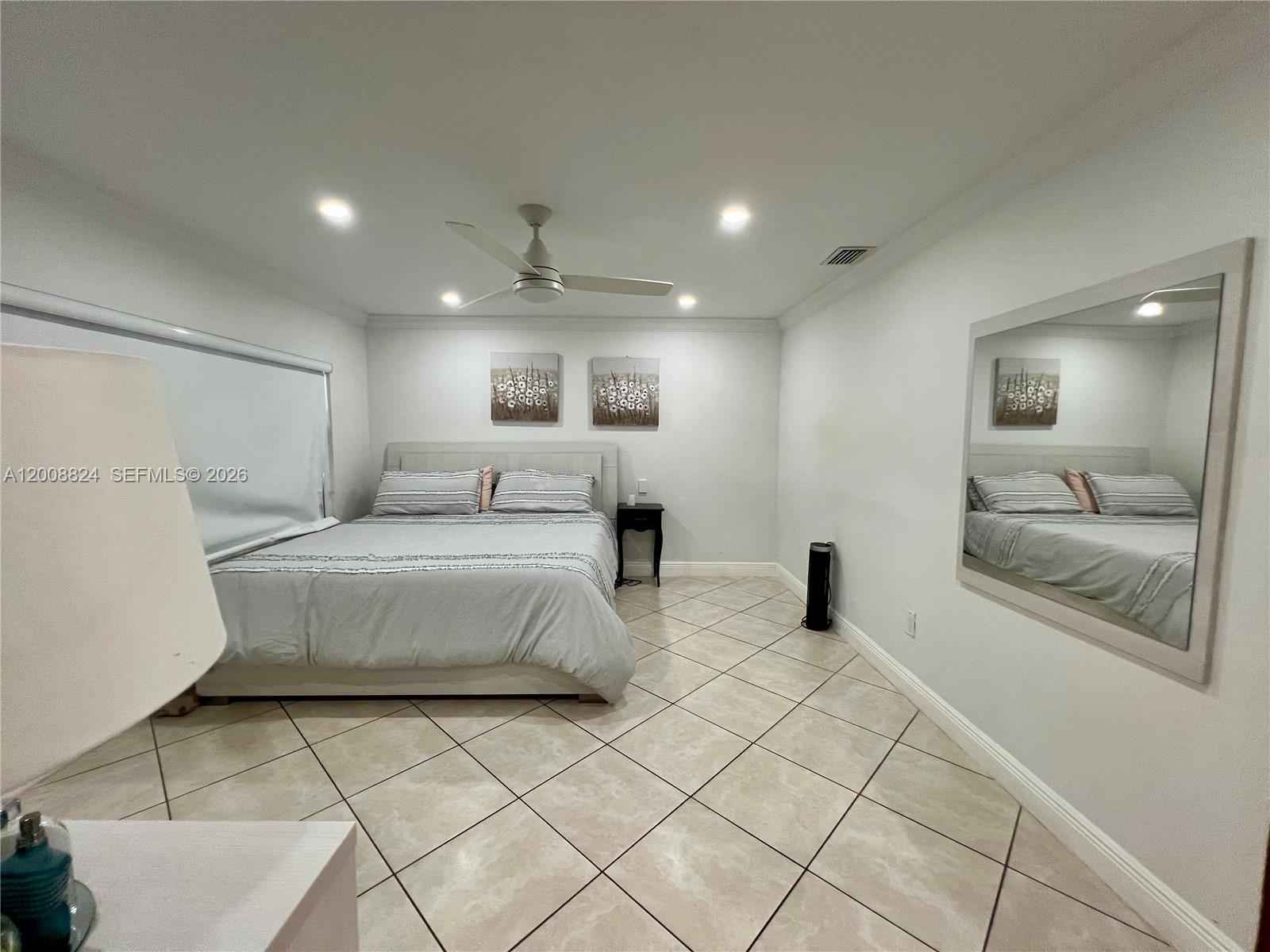 LOS PASEOS - Residential