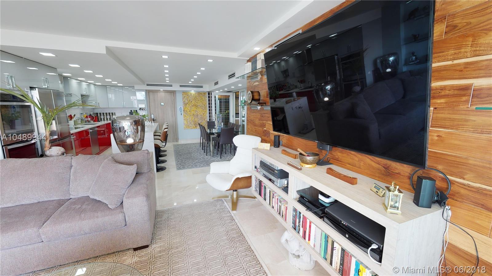 ST REGIS APTS CONDO - Residential