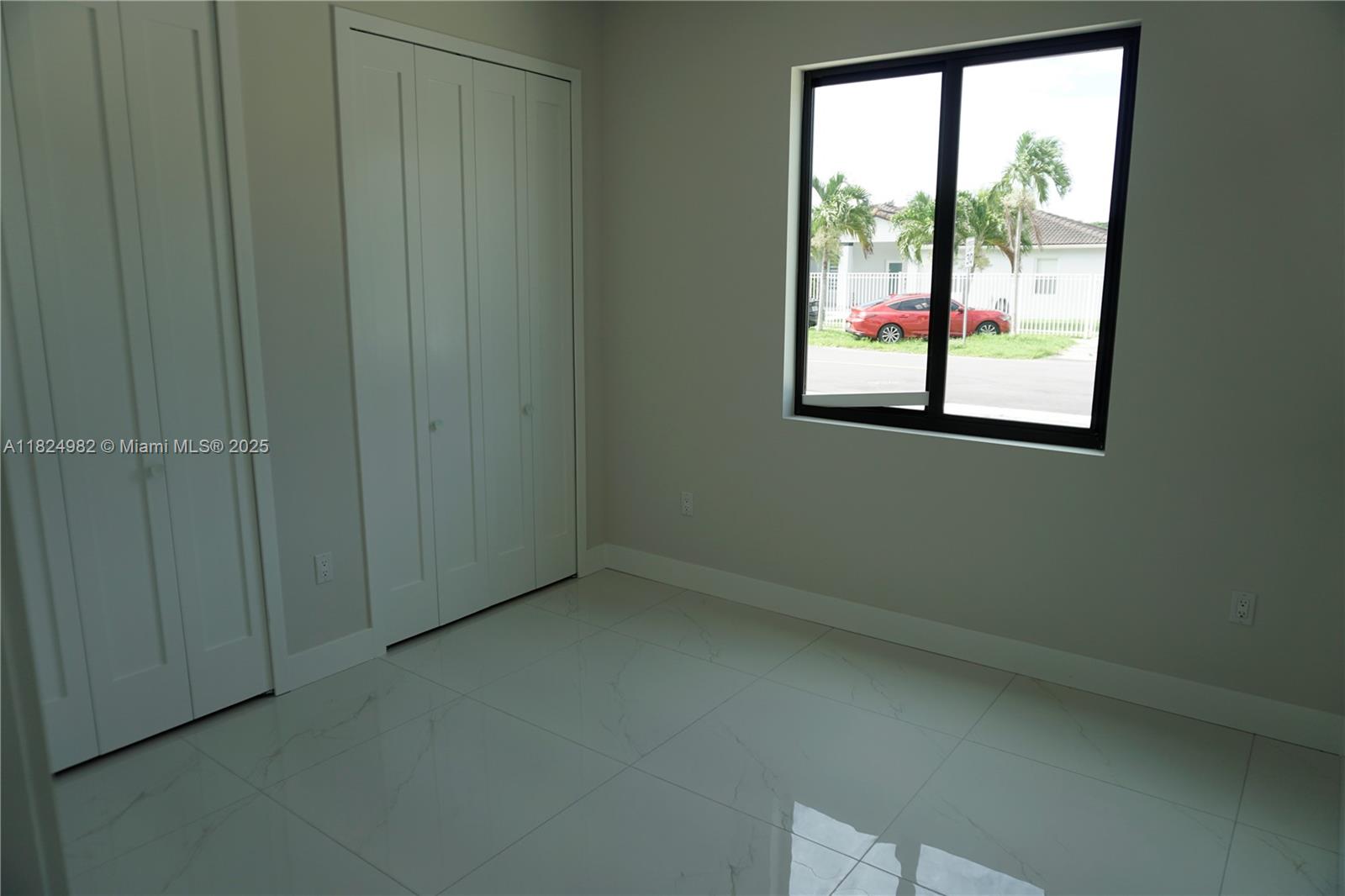 OAK SHIRE HOMES - Residential