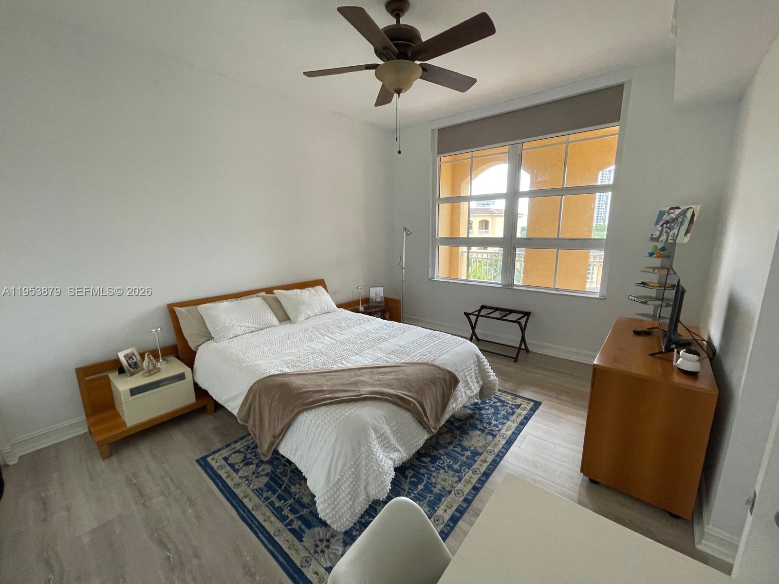 ALAQUA CONDO - Residential