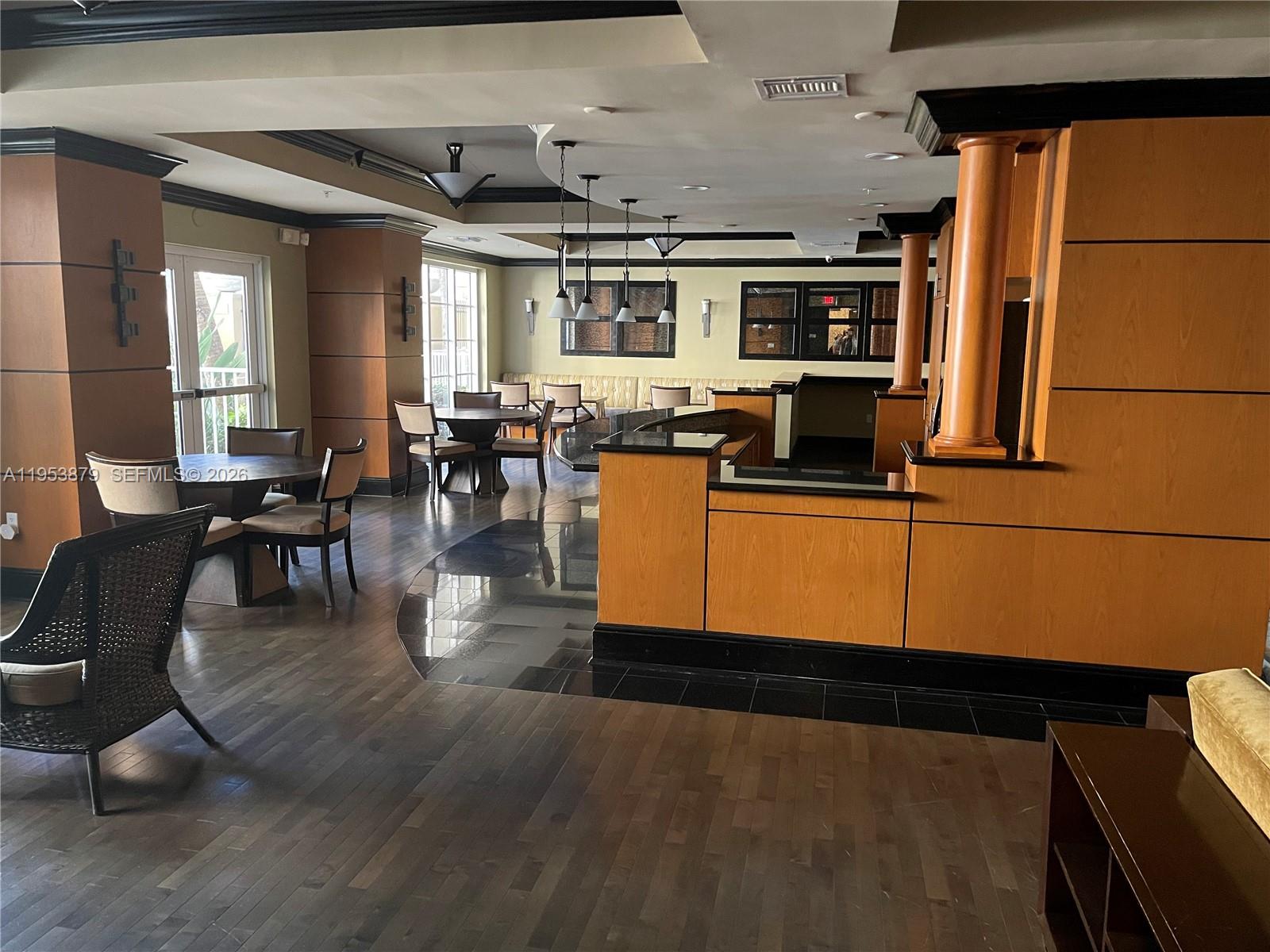 ALAQUA CONDO - Residential