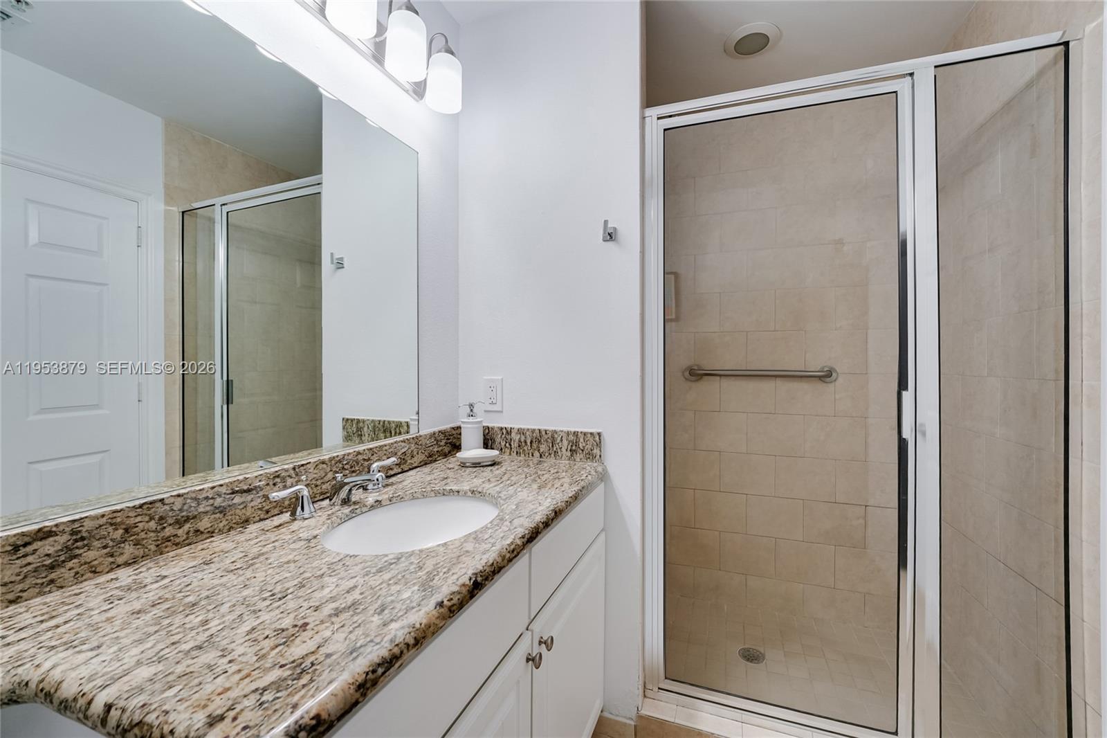 ALAQUA CONDO - Residential