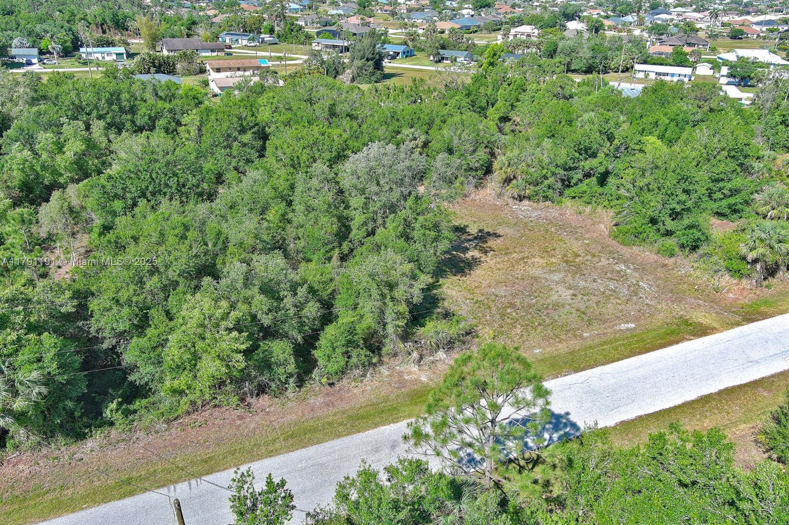 Punta Gorda - Land