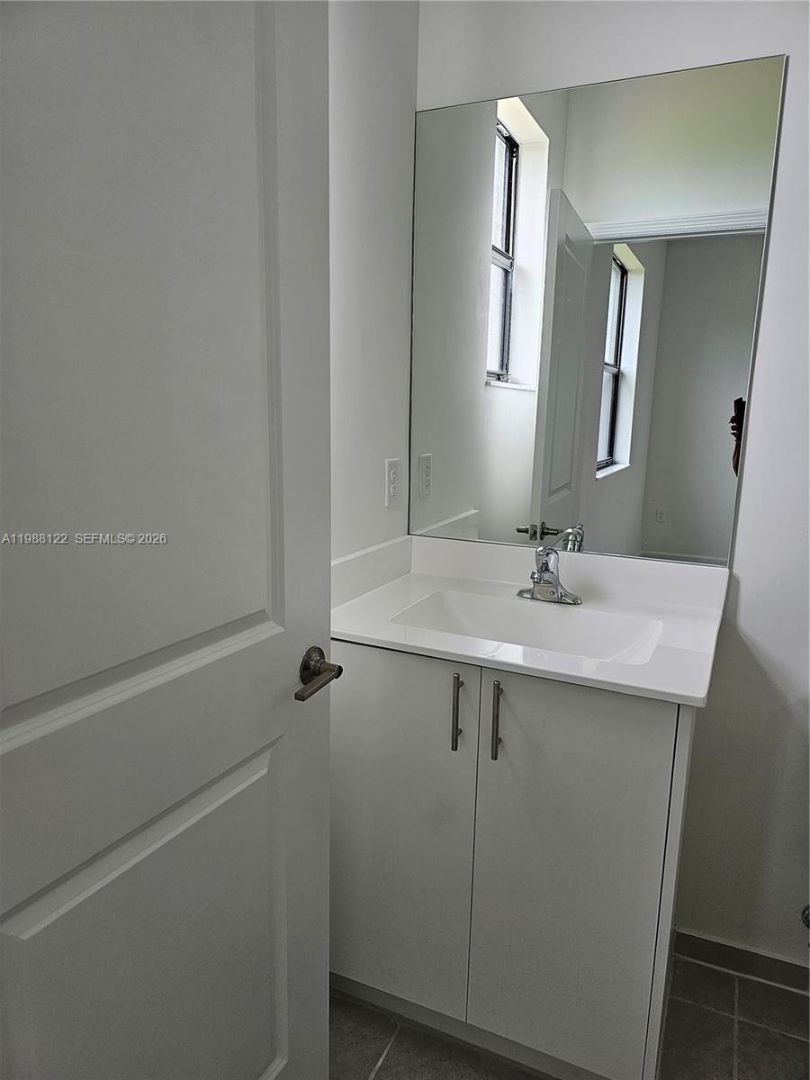 PINE ISLE - Residential Lease