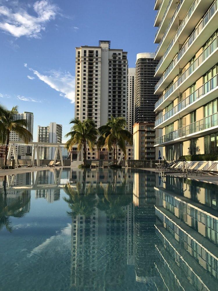 THE AXIS ON BRICKELL II C - Residential Lease