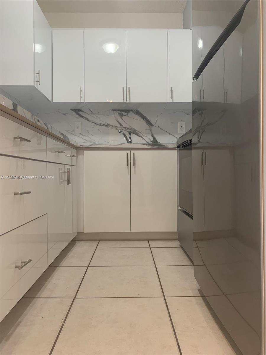 This spacious 3-bedroom, 2-bathroom apartment has just undergone a stunning renovation, complete with brand-new appliances, making it the perfect place to call your own. Step inside this inviting space, flooded with natural light, and you'll instantly feel at home