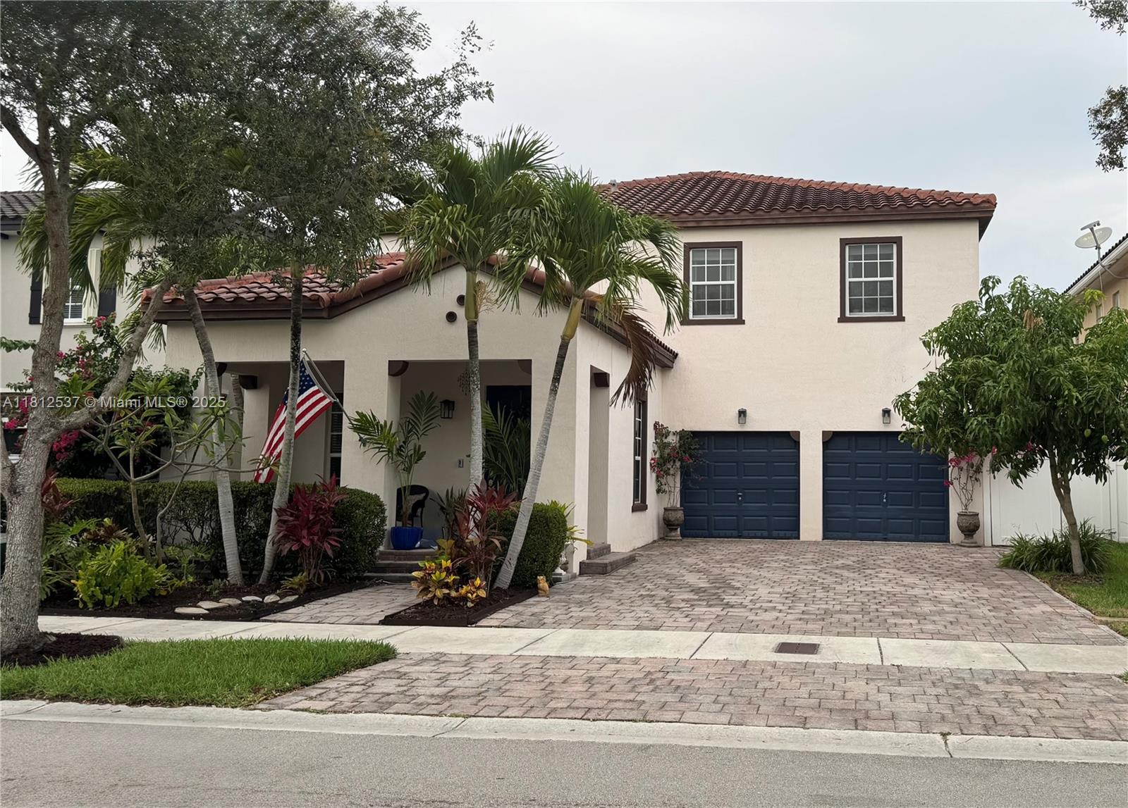 Rental Property at 17145 Sw 92nd St 17145, Miami, Broward County, Florida - Bedrooms: 4 
Bathrooms: 3  - $5,000 MO.