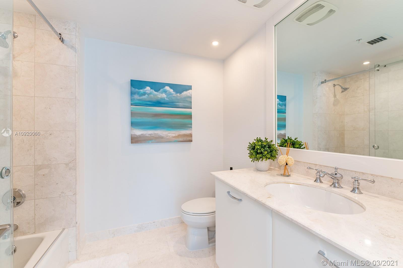 DIPLOMAT OCEANFRONT RESID - Residential Lease