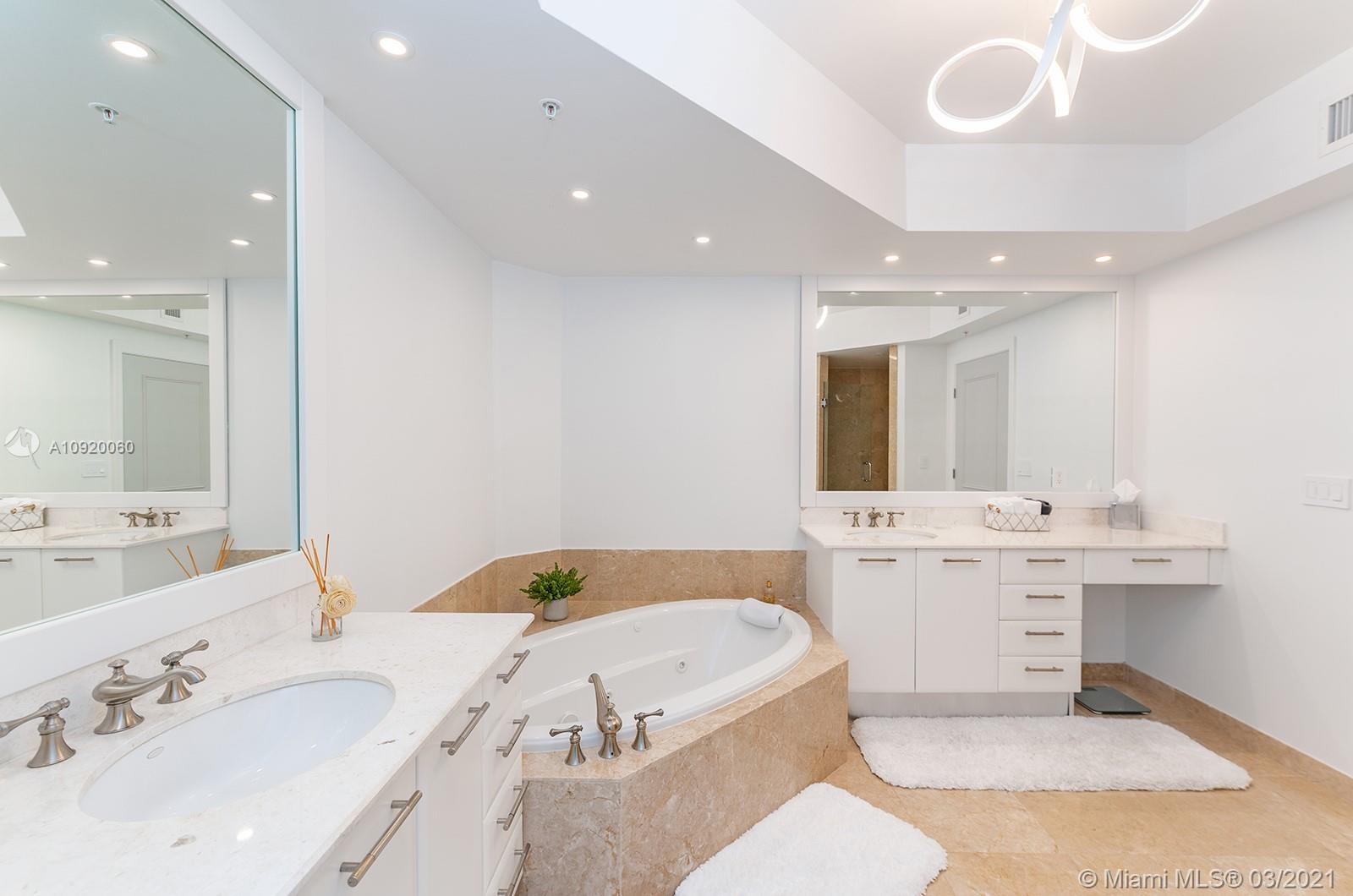 DIPLOMAT OCEANFRONT RESID - Residential Lease