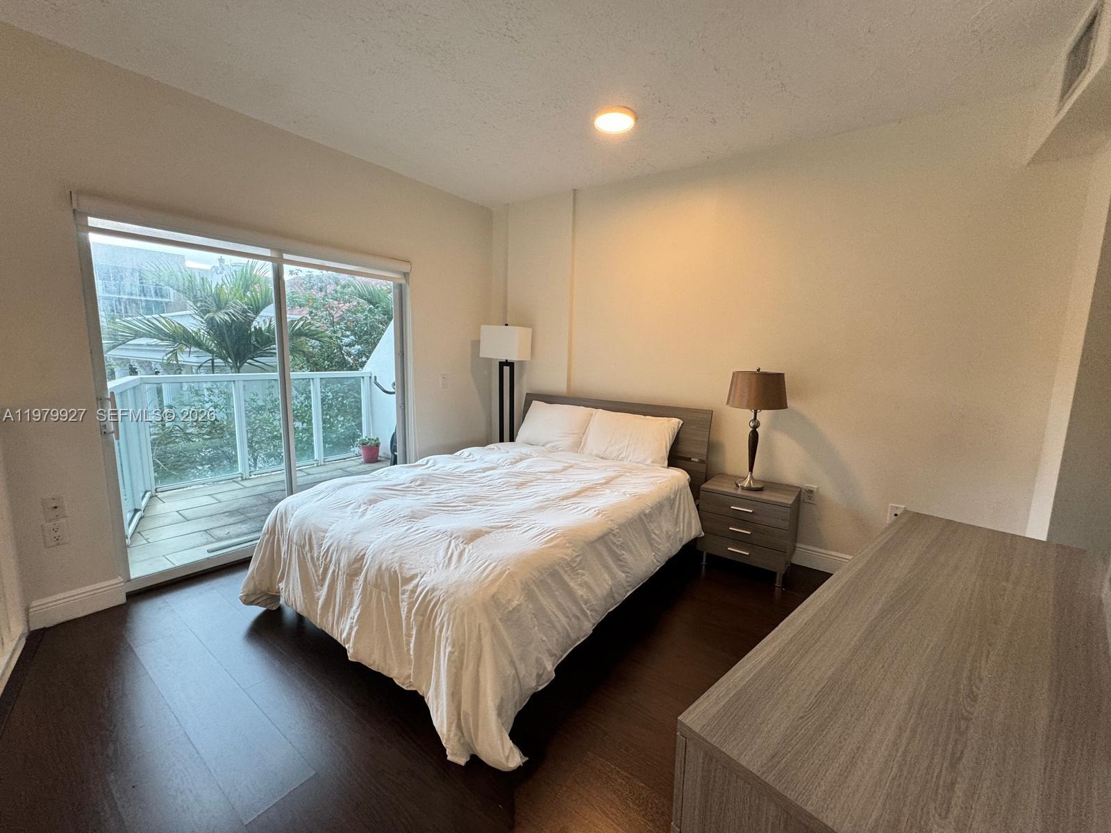 LOFTS ON BRICKELL I CONDO - Residential Lease