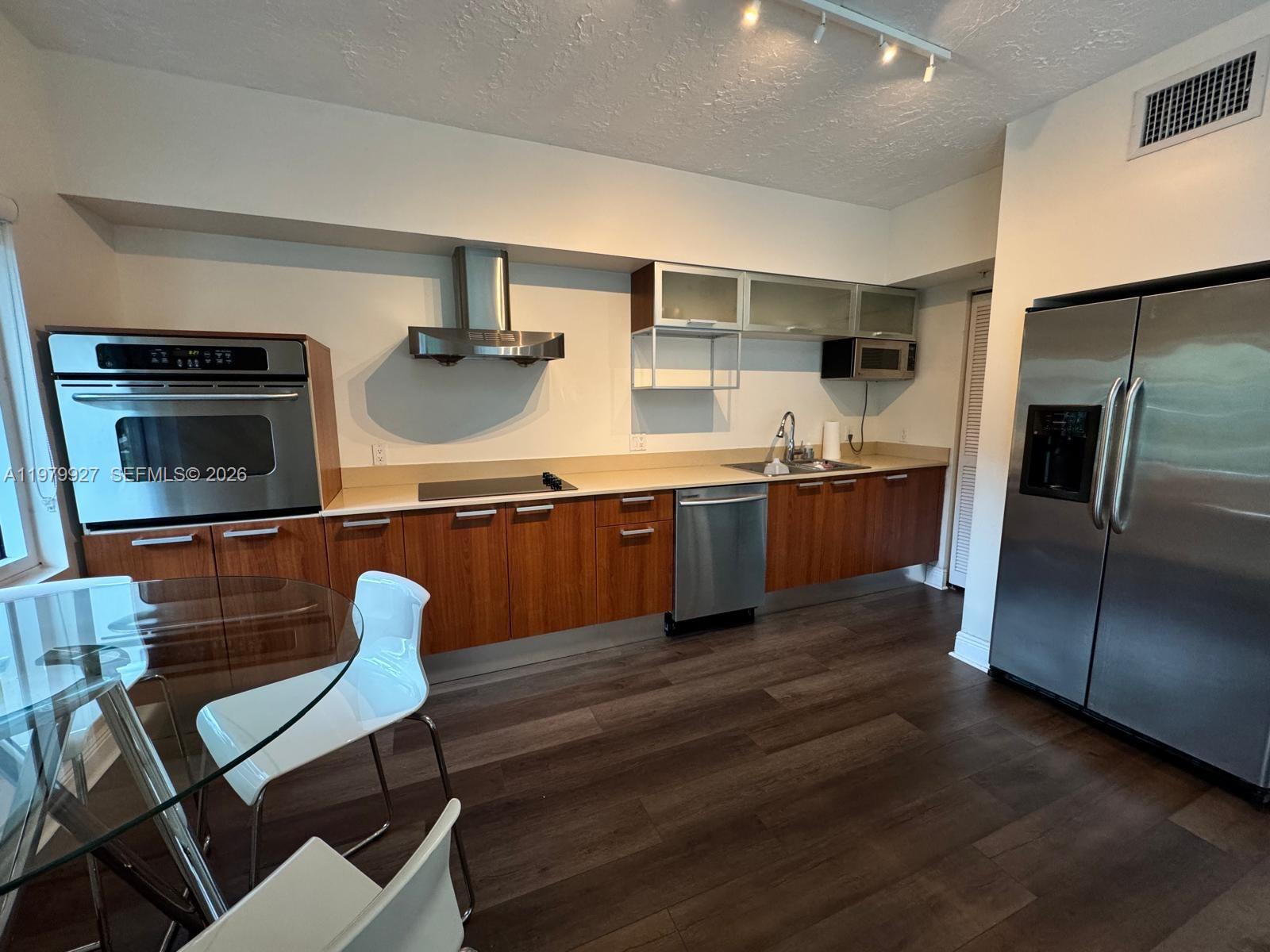 LOFTS ON BRICKELL I CONDO - Residential Lease