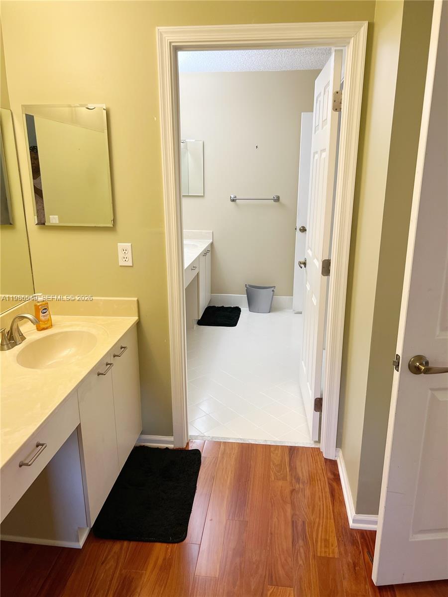 TOWNGATE - Residential