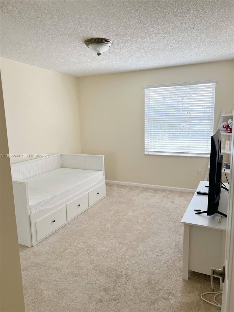 TOWNGATE - Residential