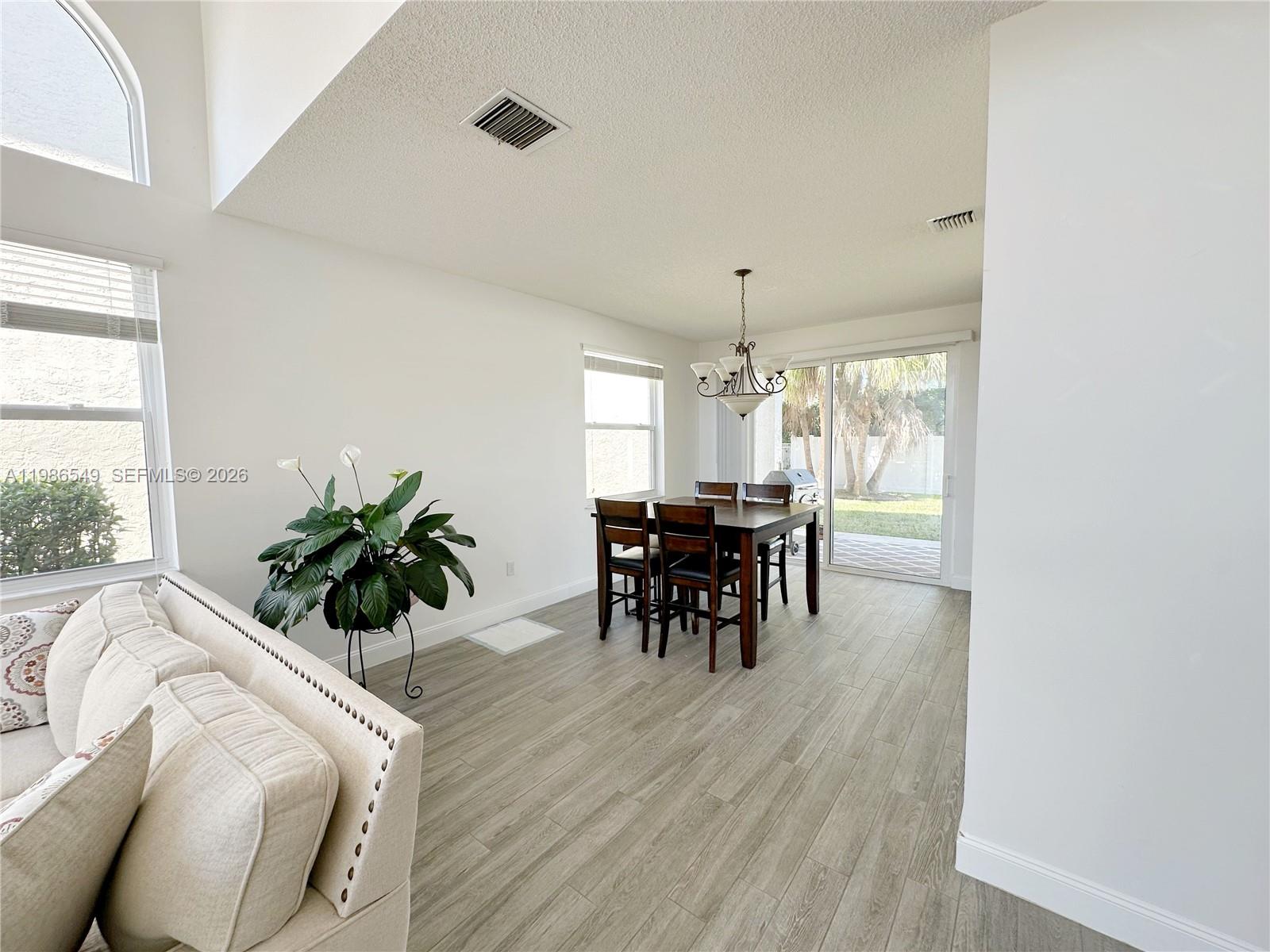 TOWNGATE - Residential