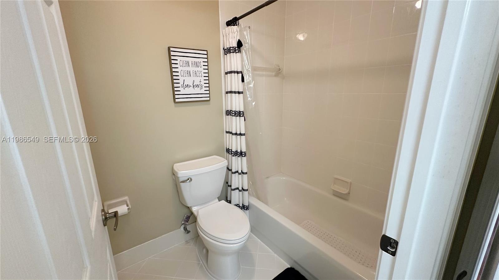 TOWNGATE - Residential