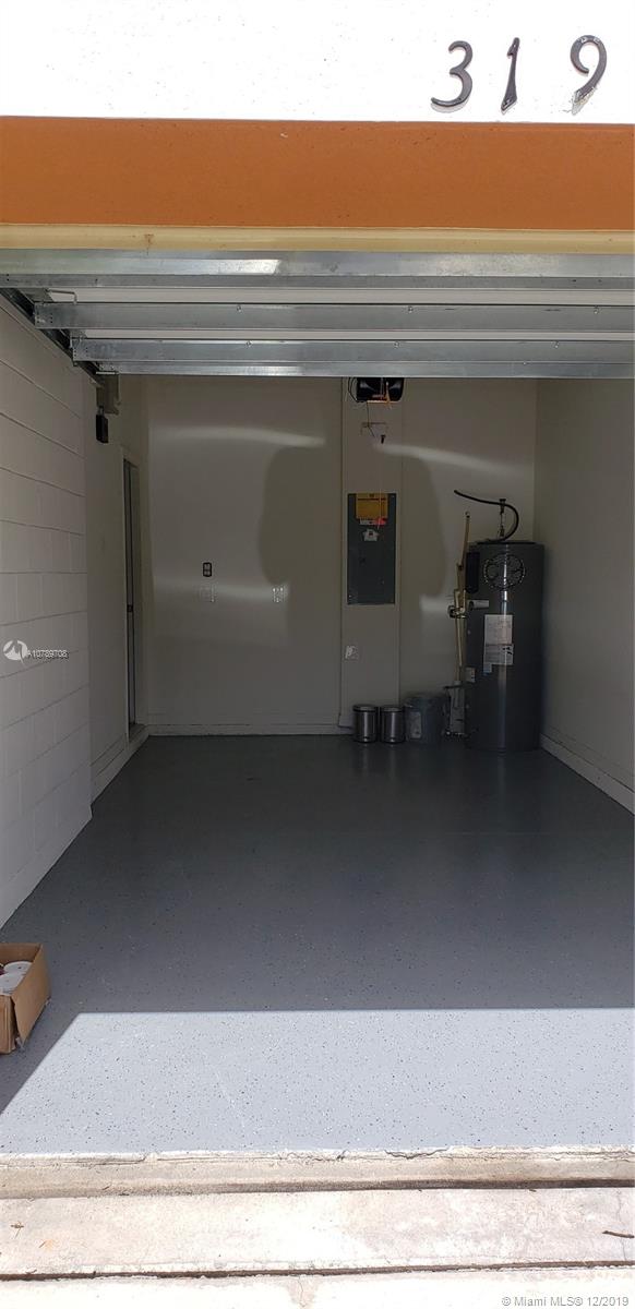 COMPASS BAY - Residential Lease