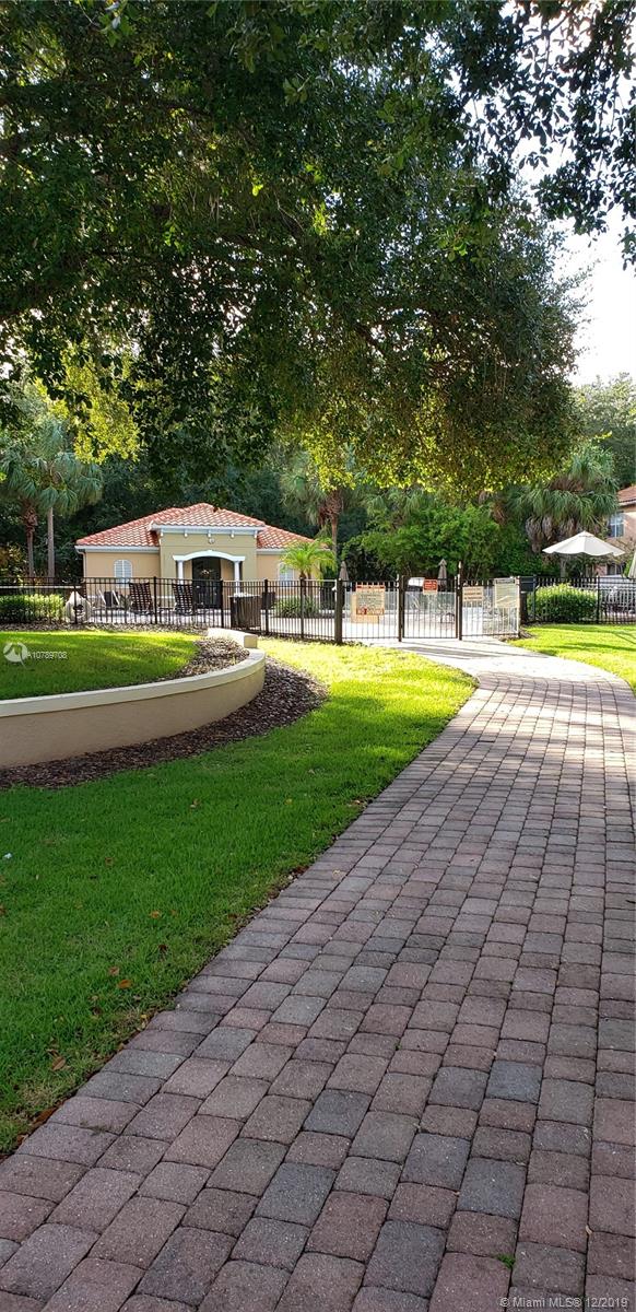 COMPASS BAY - Residential Lease