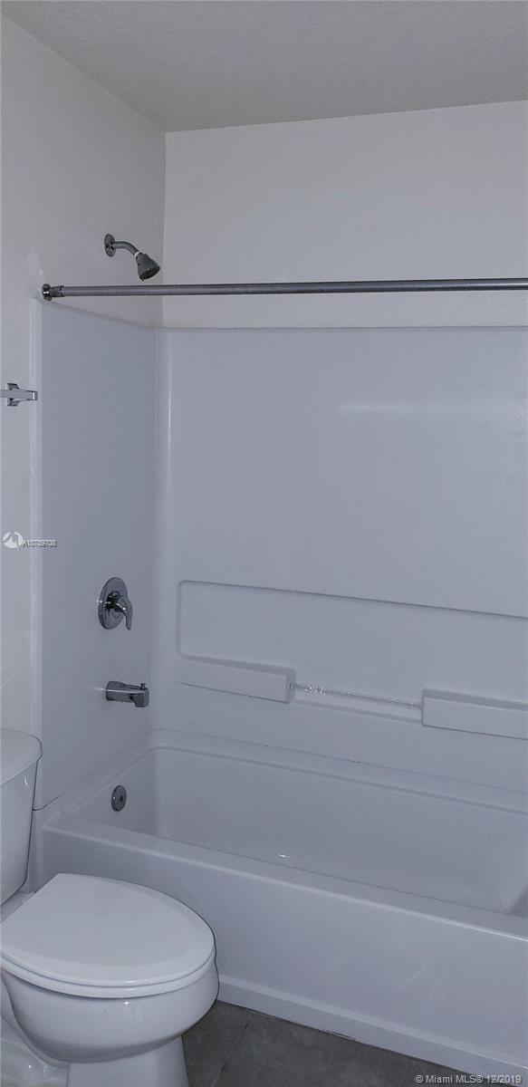 COMPASS BAY - Residential Lease