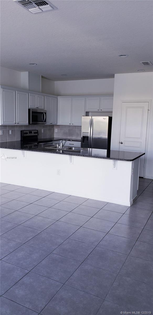 COMPASS BAY - Residential Lease