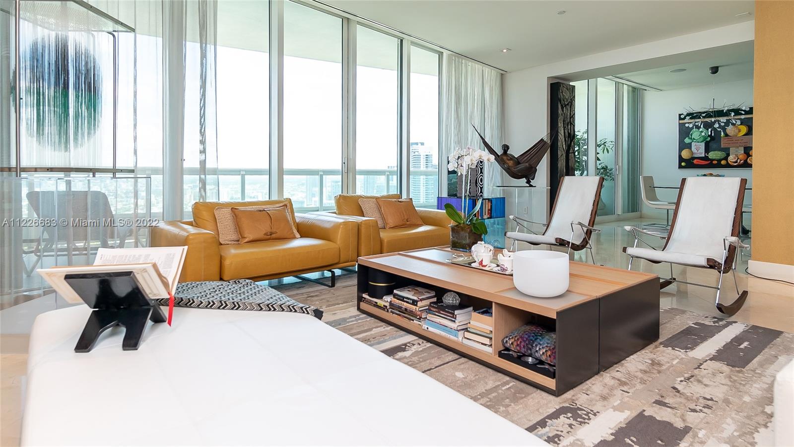 SANTA MARIA CONDO - Residential