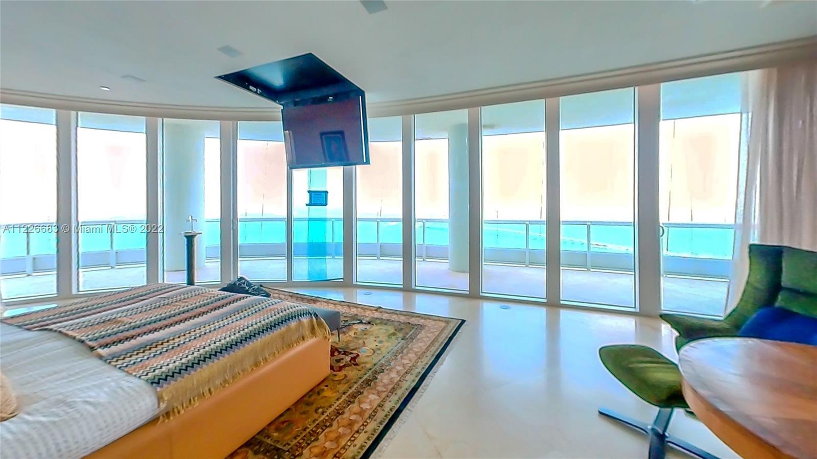 SANTA MARIA CONDO - Residential