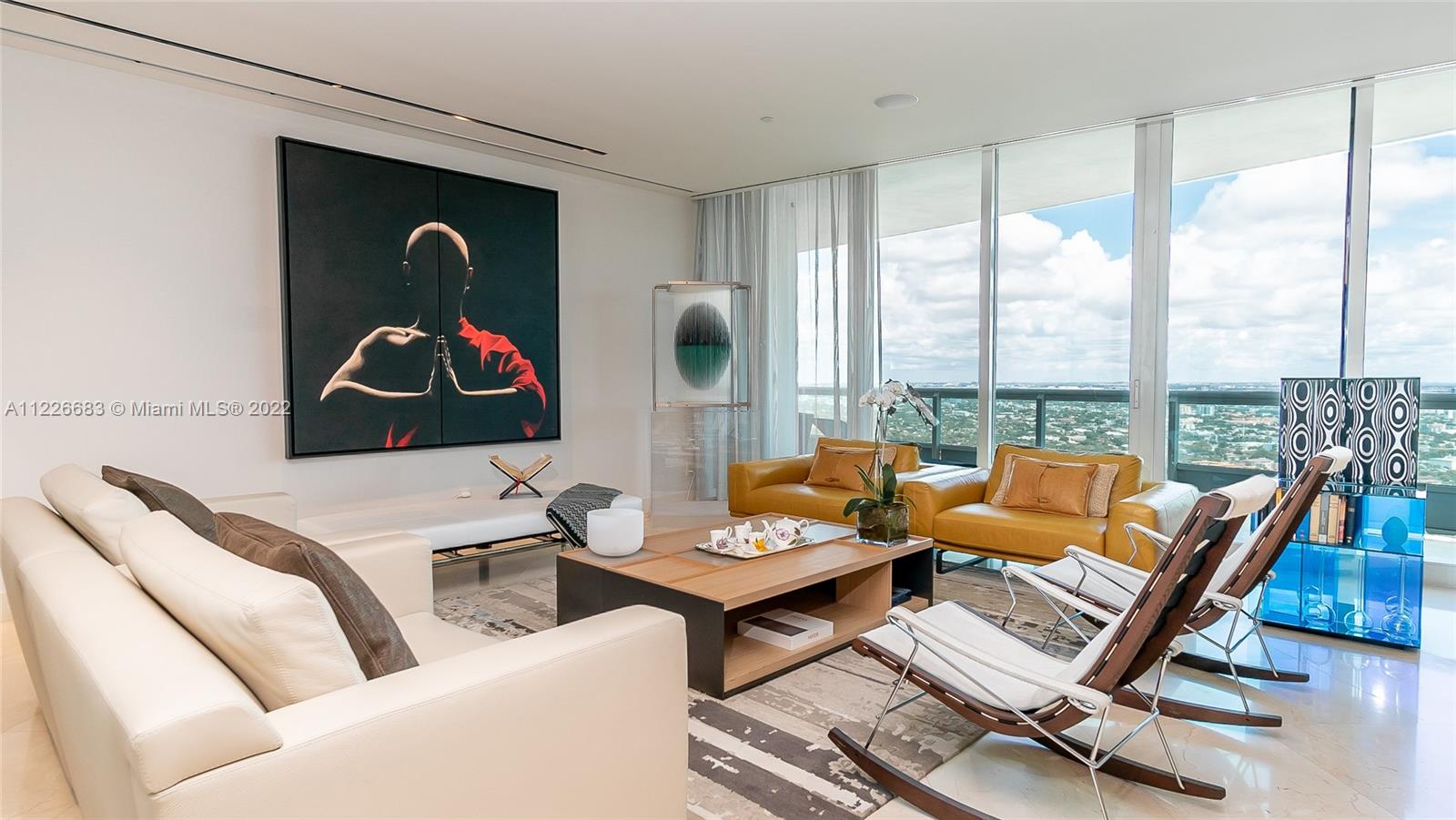 SANTA MARIA CONDO - Residential