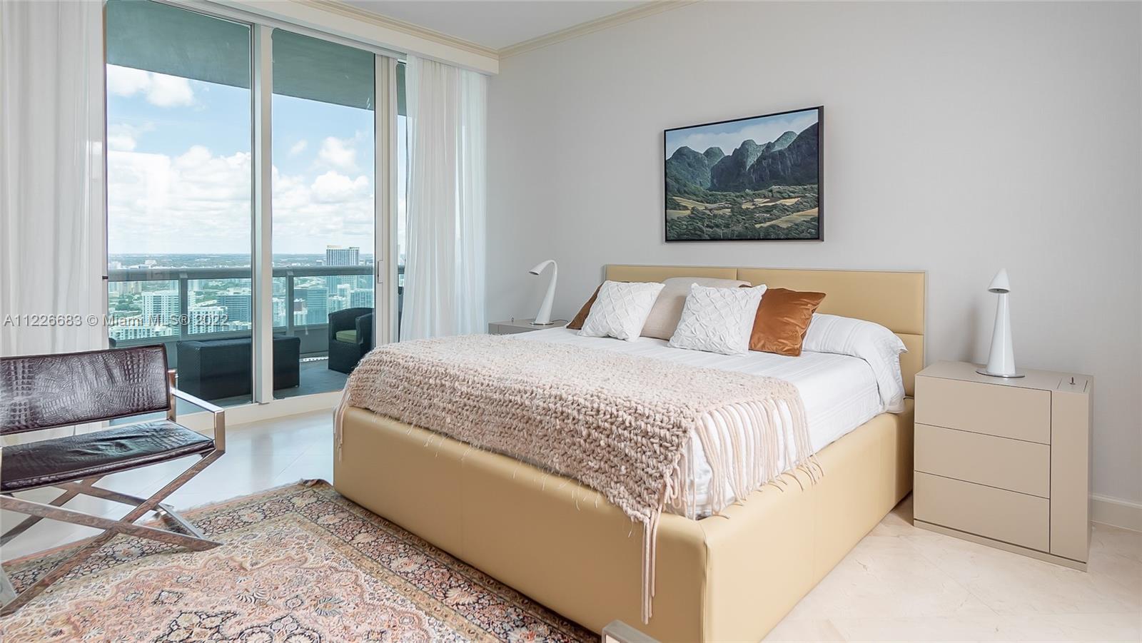 SANTA MARIA CONDO - Residential