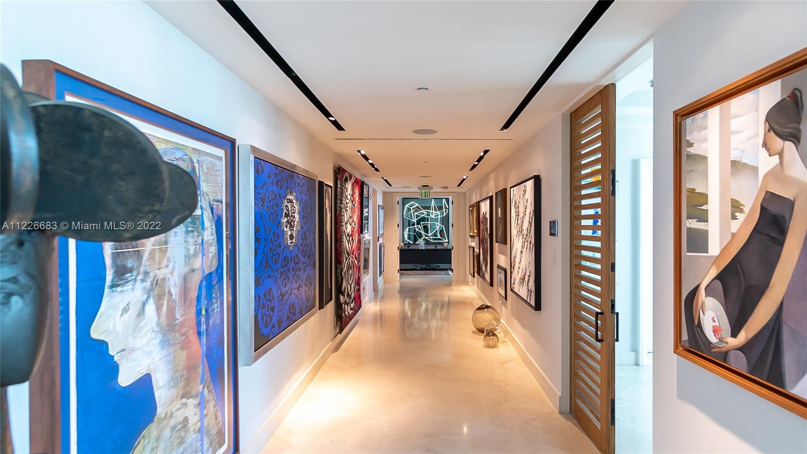 SANTA MARIA CONDO - Residential