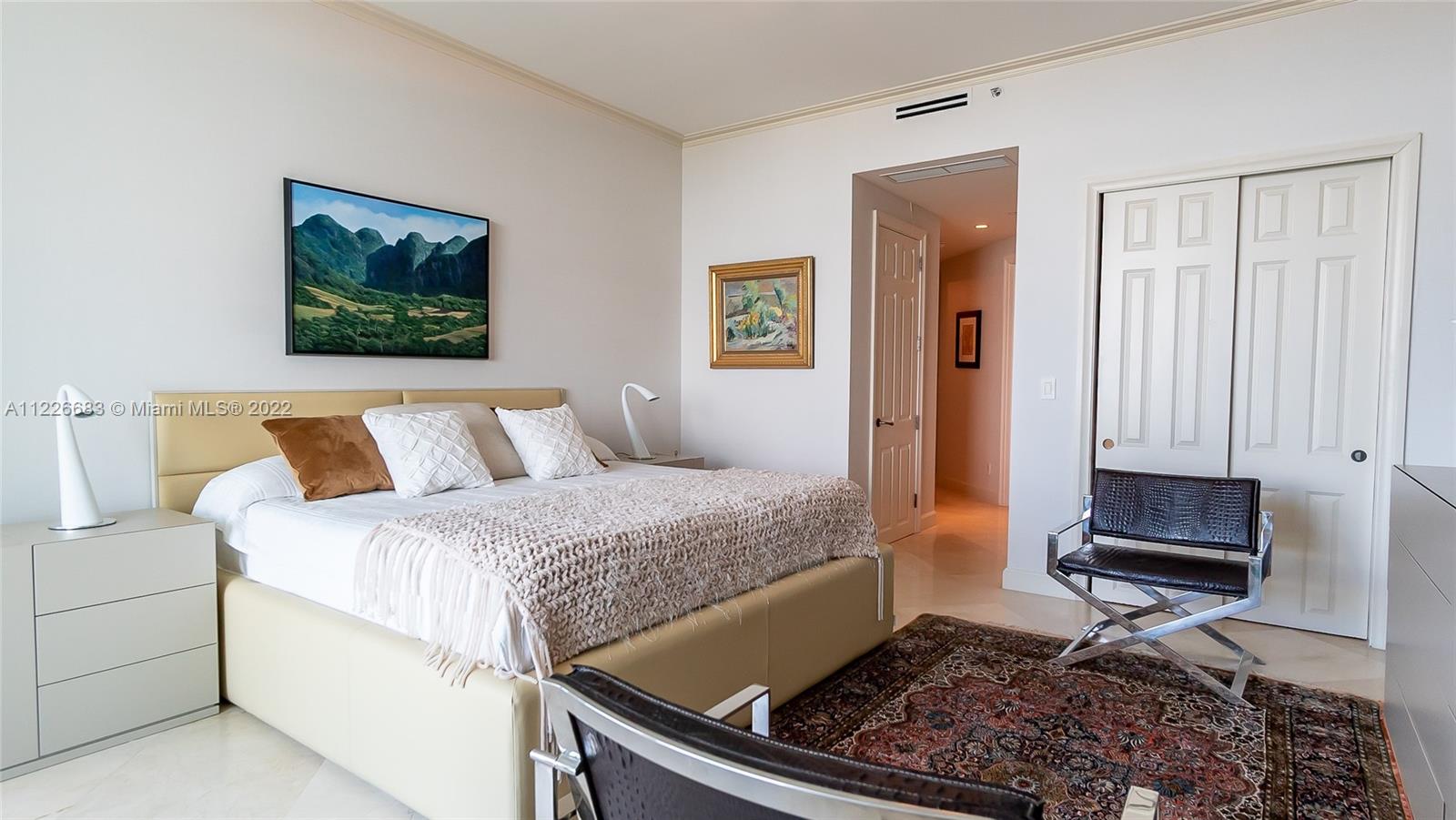 SANTA MARIA CONDO - Residential