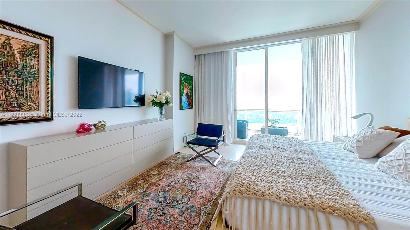 SANTA MARIA CONDO - Residential