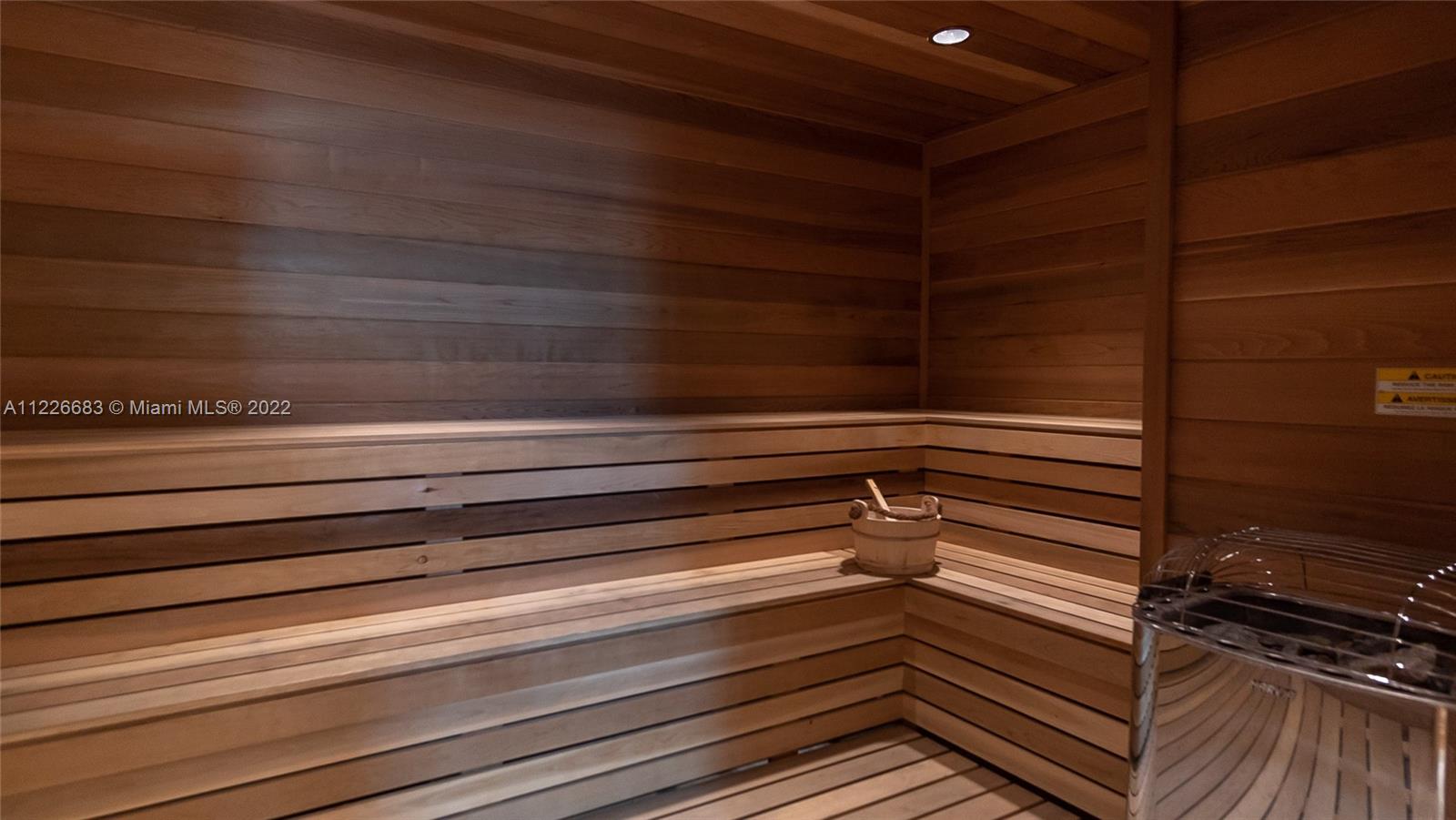 SANTA MARIA CONDO - Residential