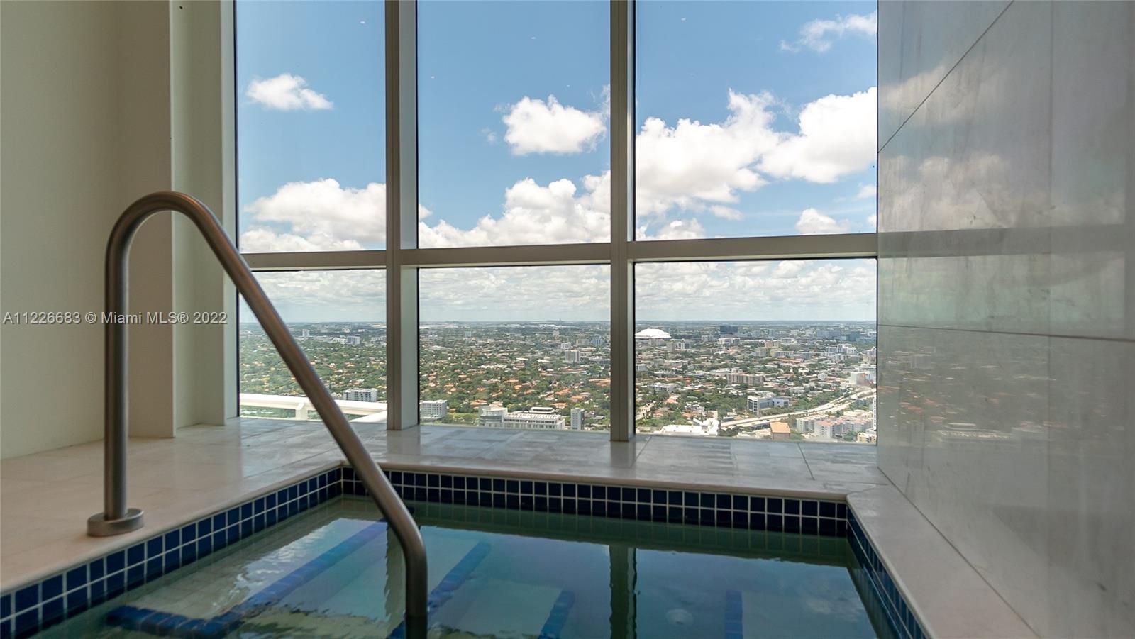 SANTA MARIA CONDO - Residential