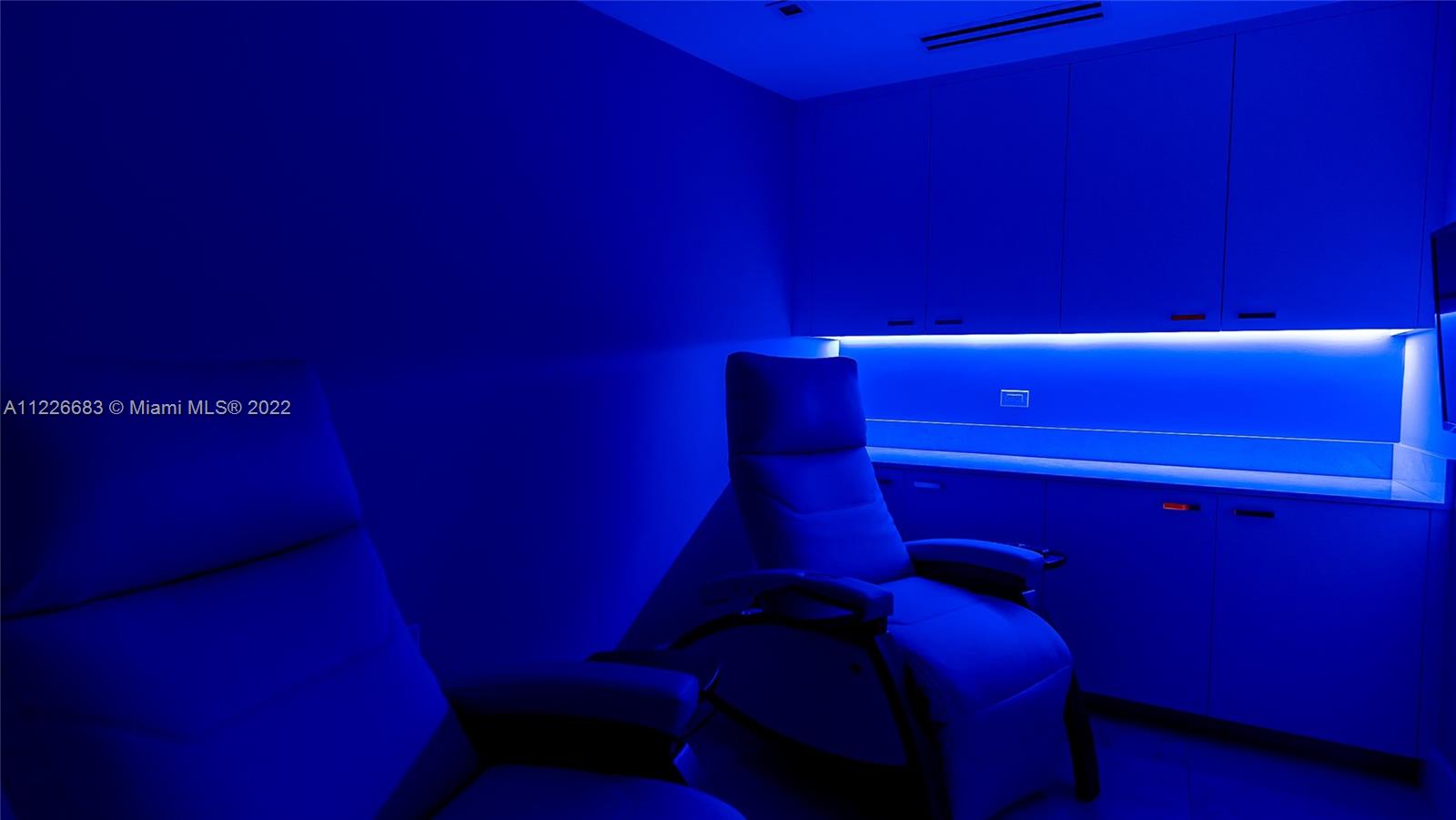 SANTA MARIA CONDO - Residential