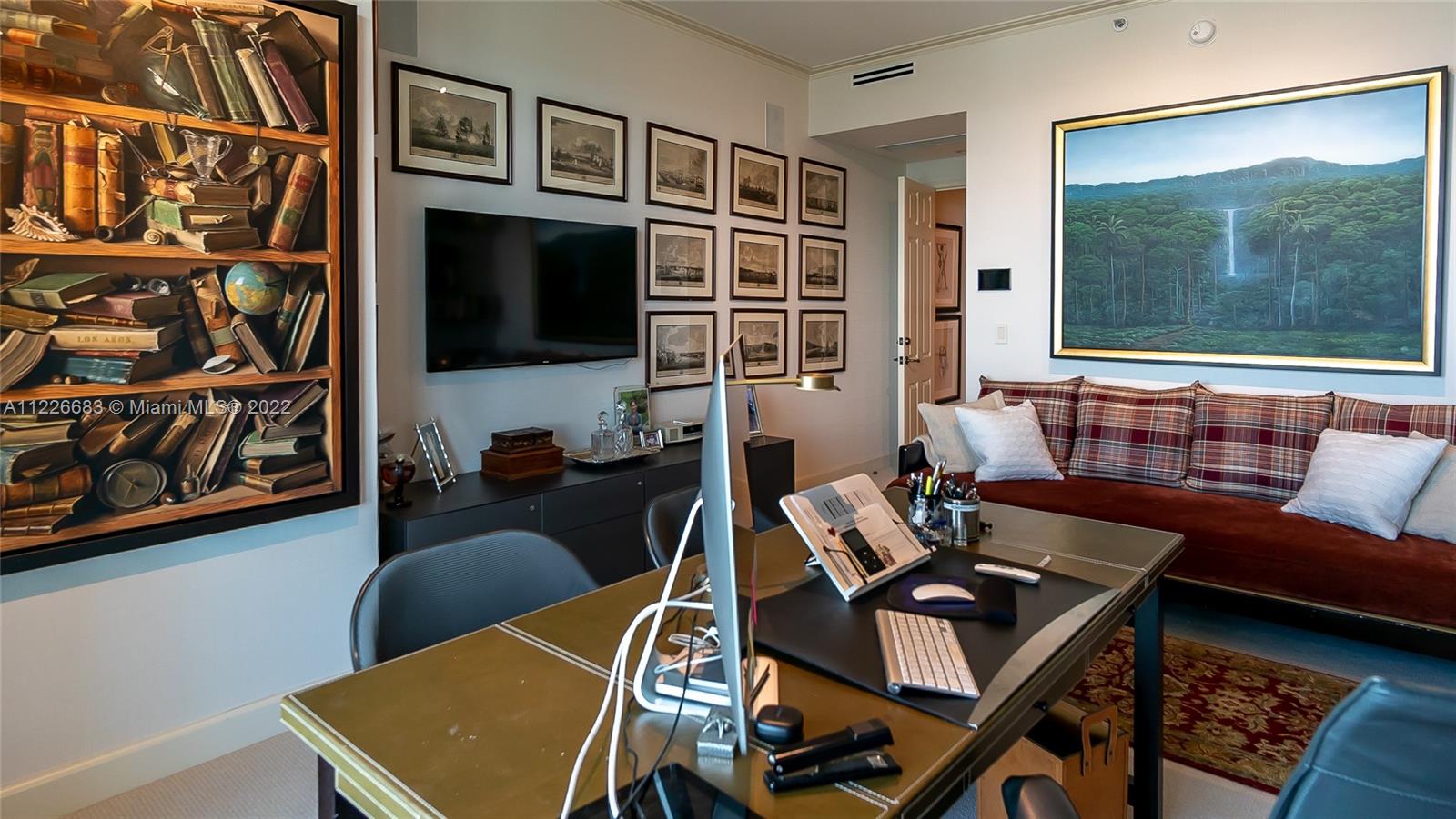 SANTA MARIA CONDO - Residential