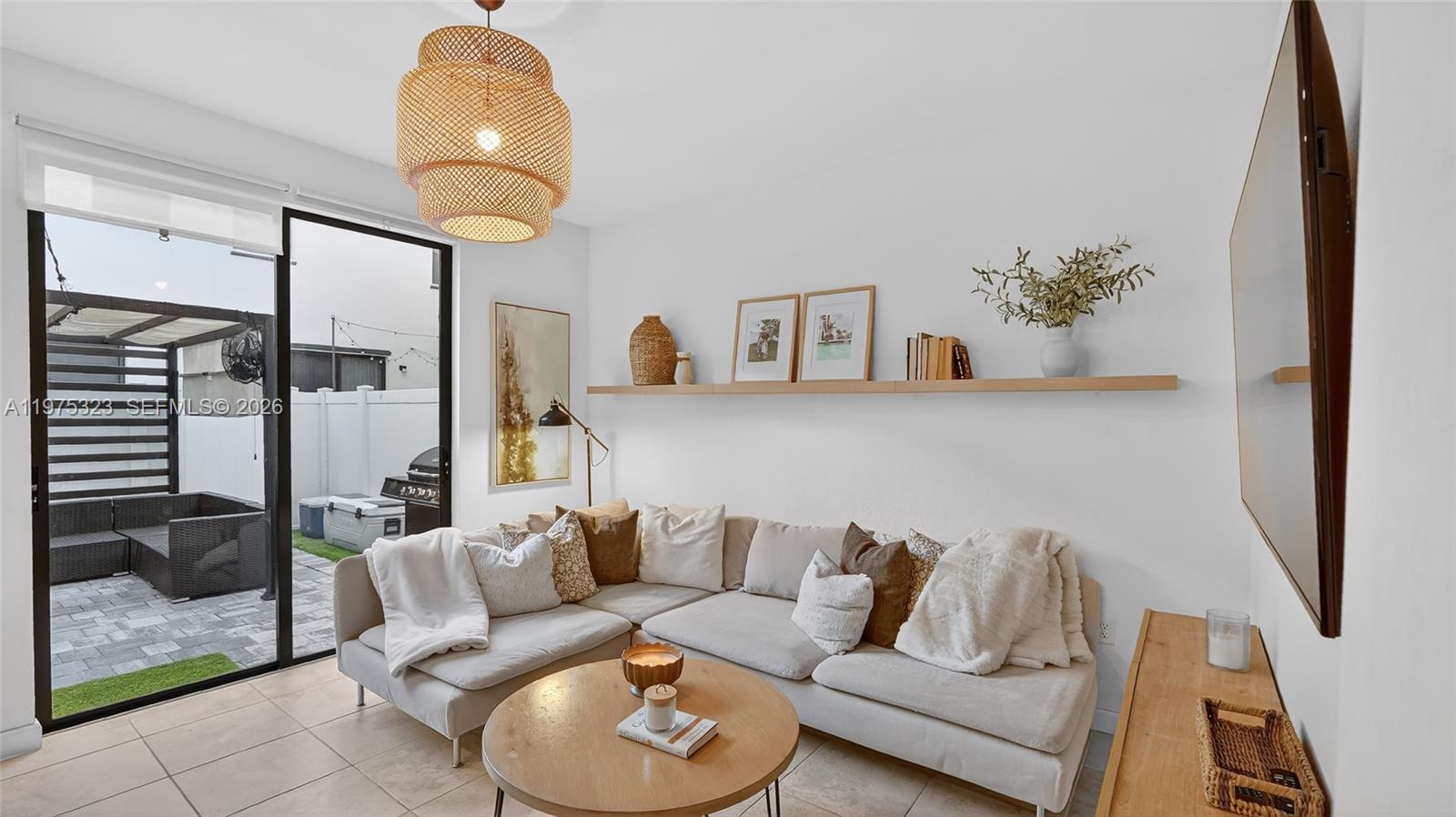 AQUABELLA SECTION ONE - Residential