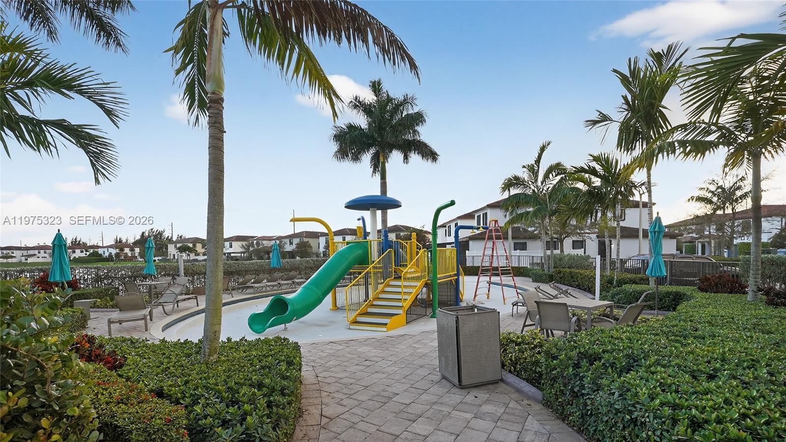 AQUABELLA SECTION ONE - Residential