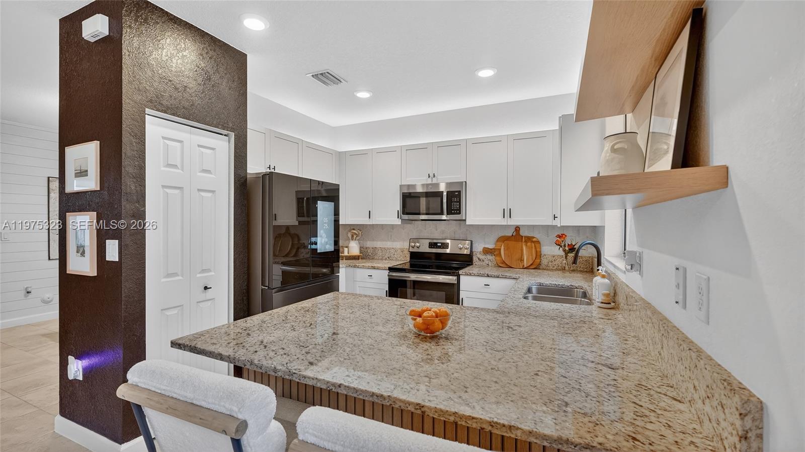 AQUABELLA SECTION ONE - Residential