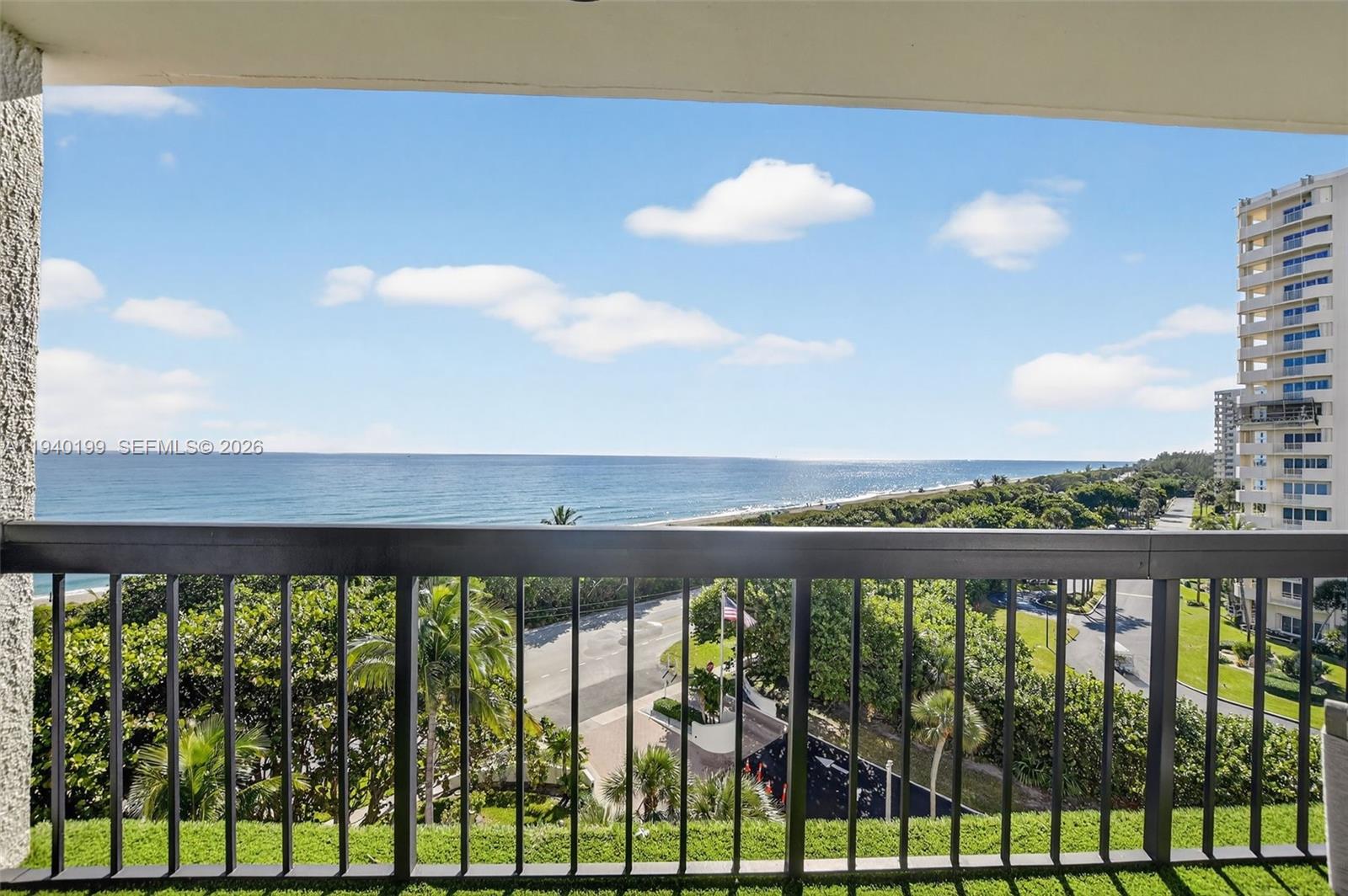 ADMIRALS WALK TOWER CONDO - Residential