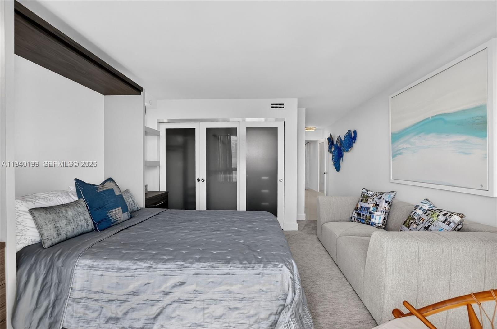 ADMIRALS WALK TOWER CONDO - Residential