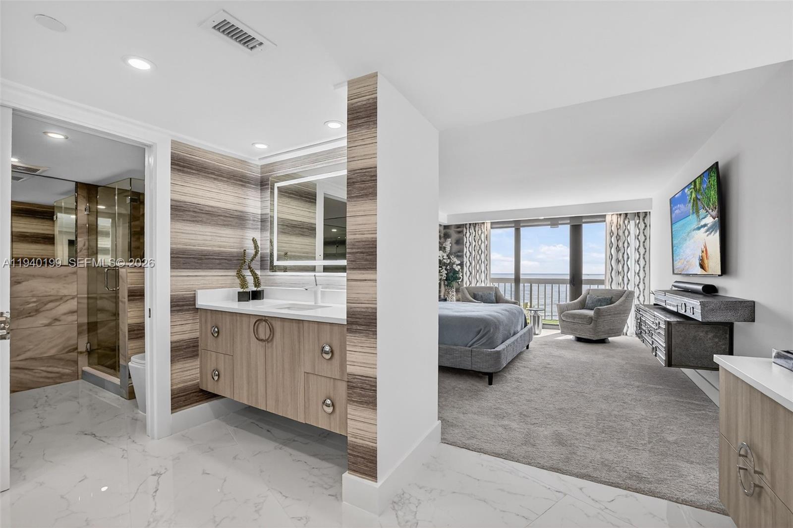 ADMIRALS WALK TOWER CONDO - Residential