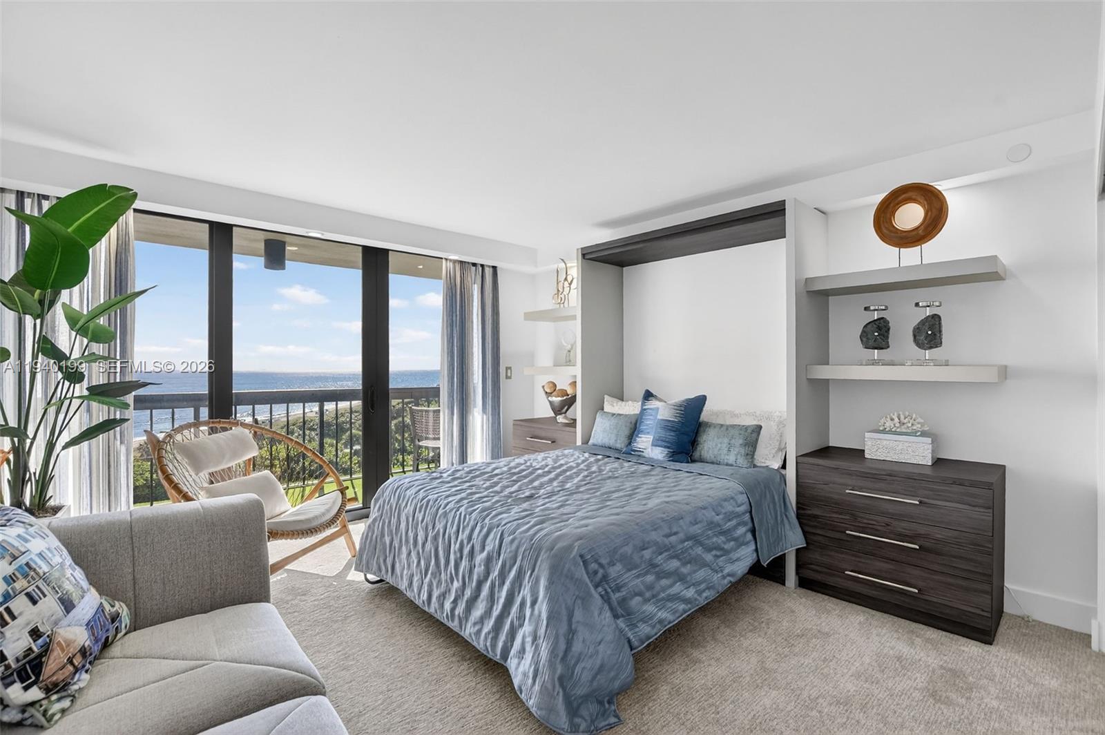 ADMIRALS WALK TOWER CONDO - Residential