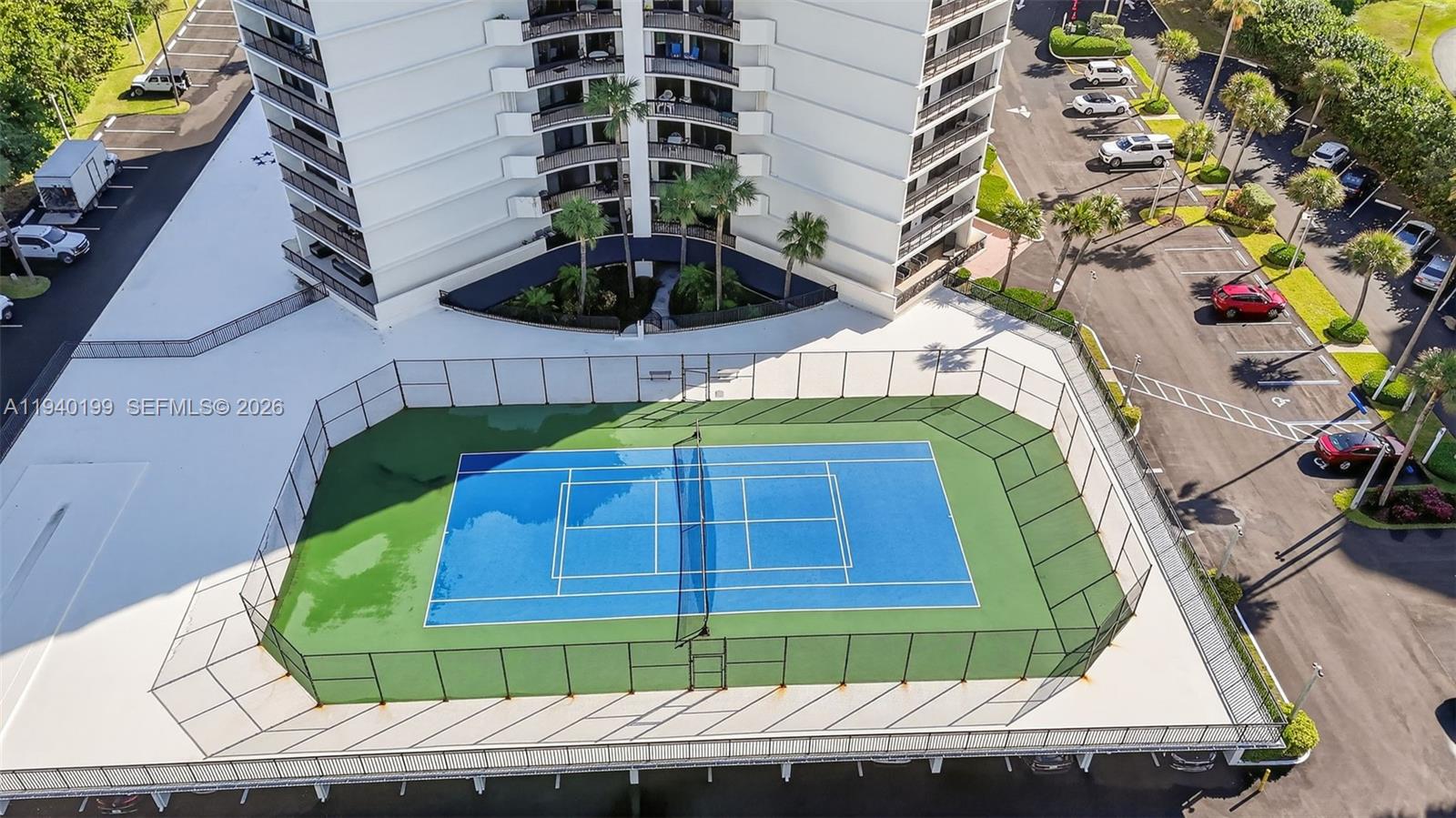 ADMIRALS WALK TOWER CONDO - Residential